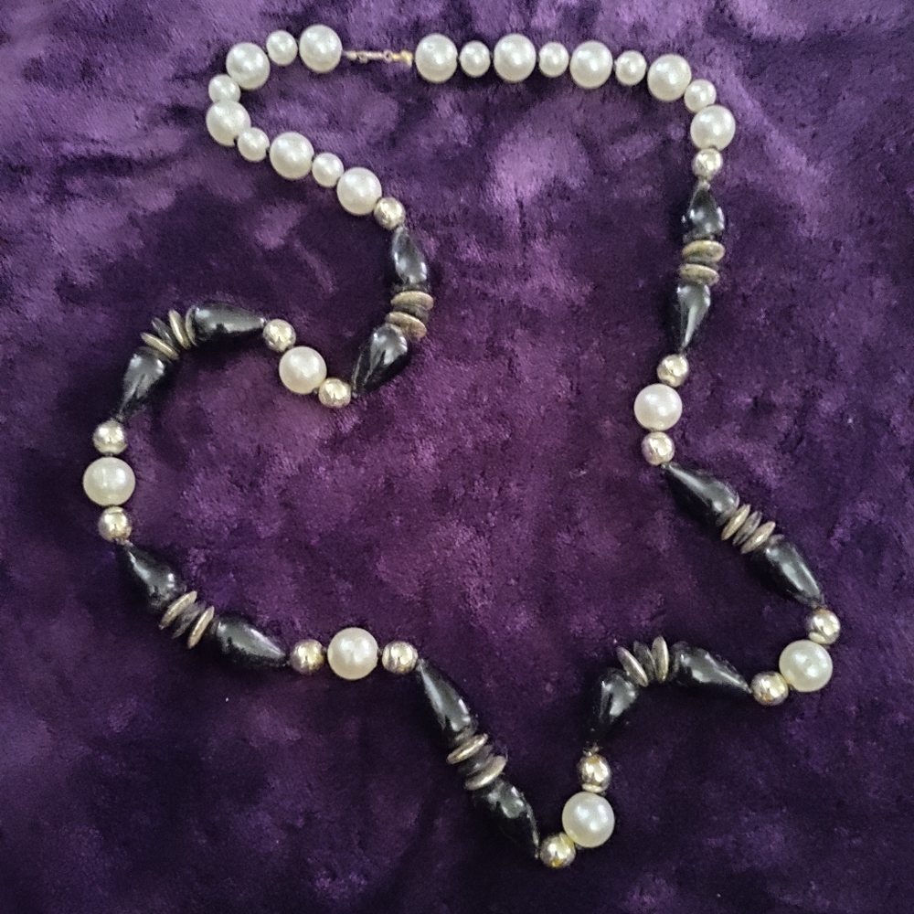 Vintage Pearl necklace